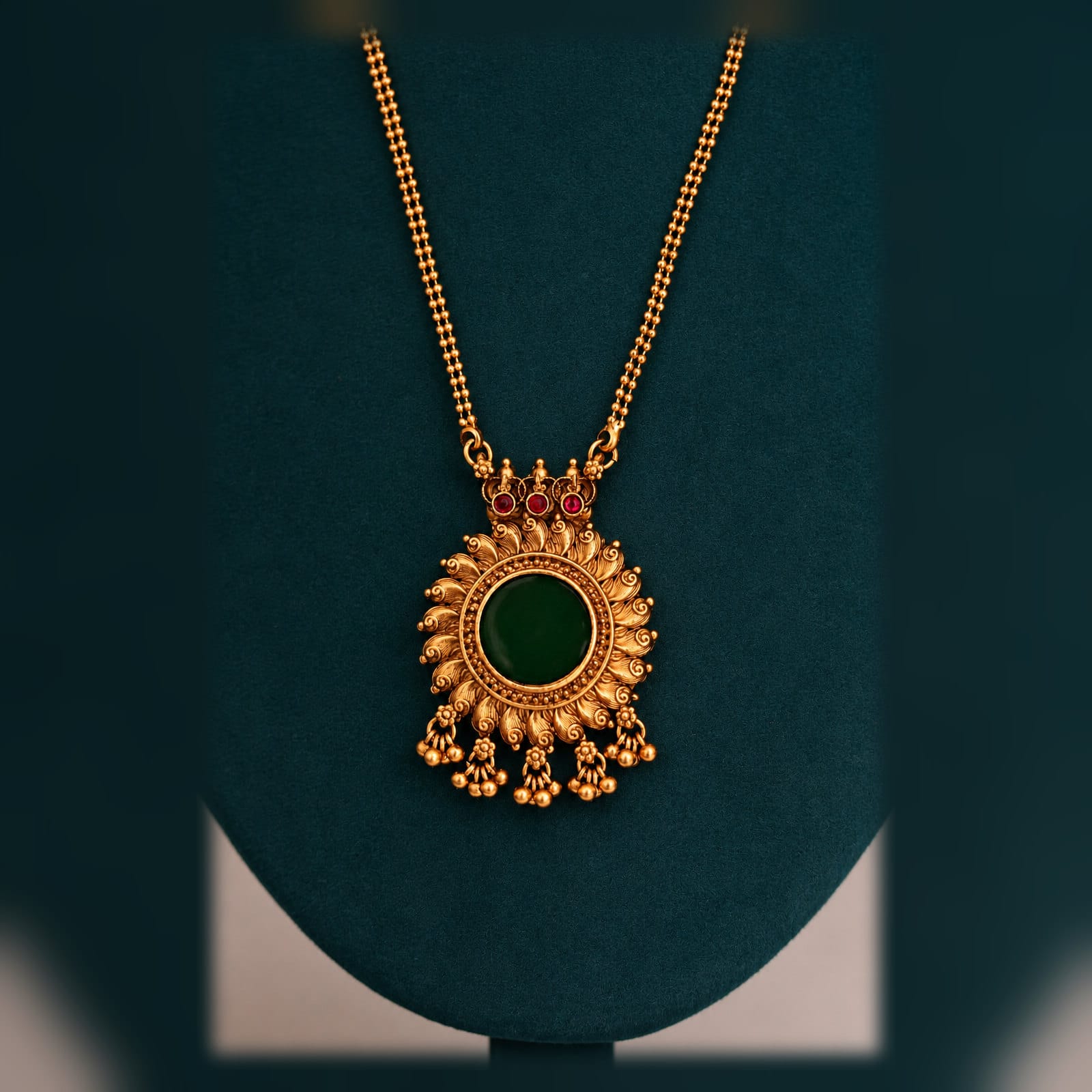 Mid Kerala Style Green Pendant Long