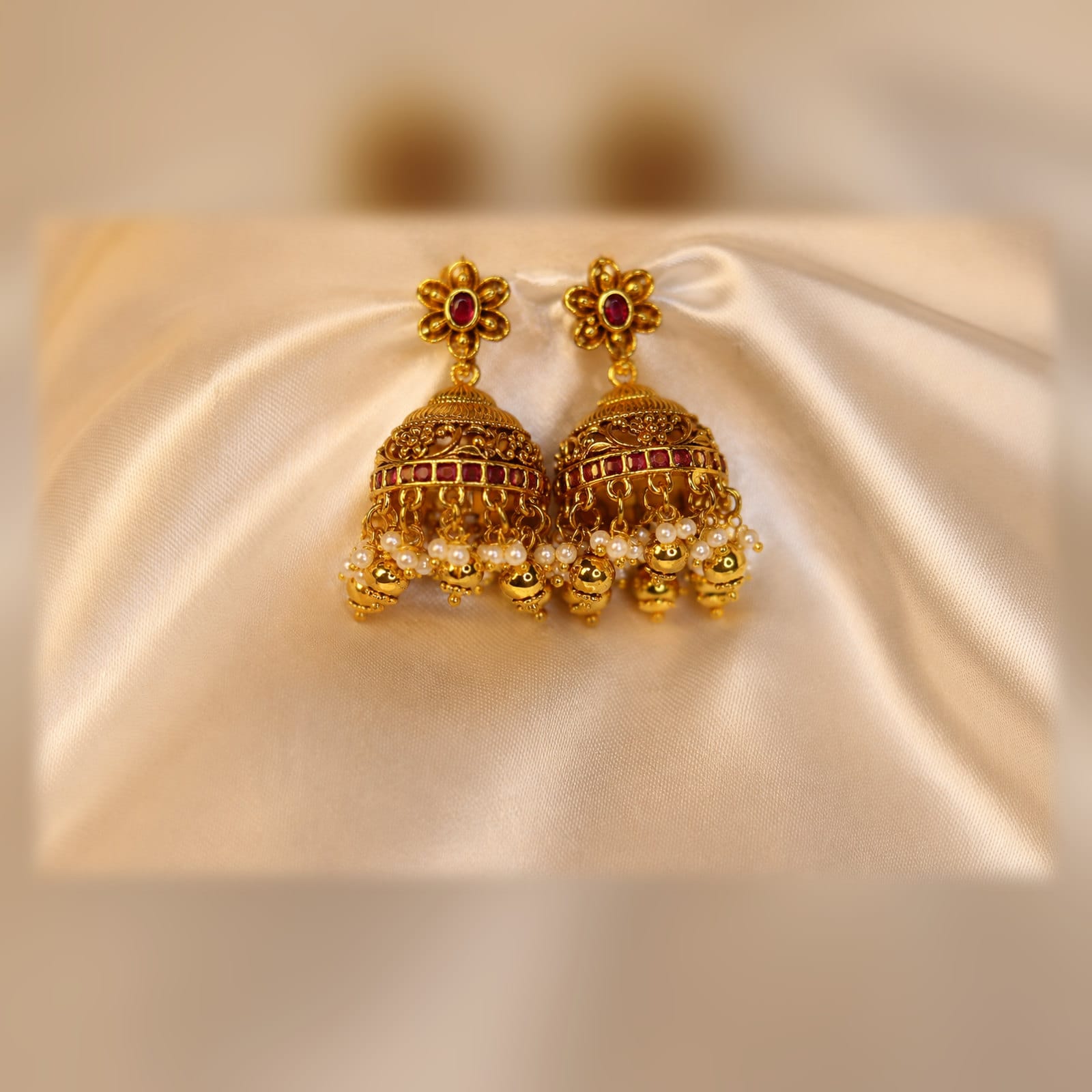 Premium Nakshi With Jhumka